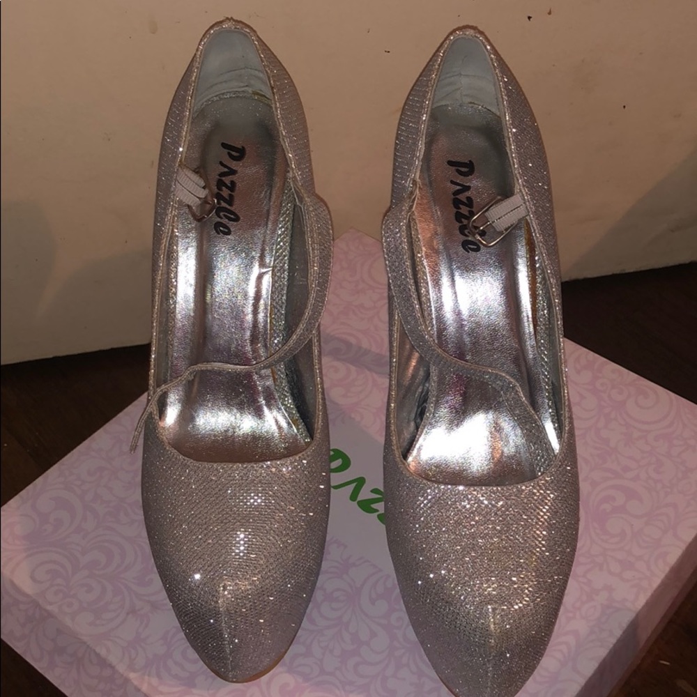 Very HIGH heels